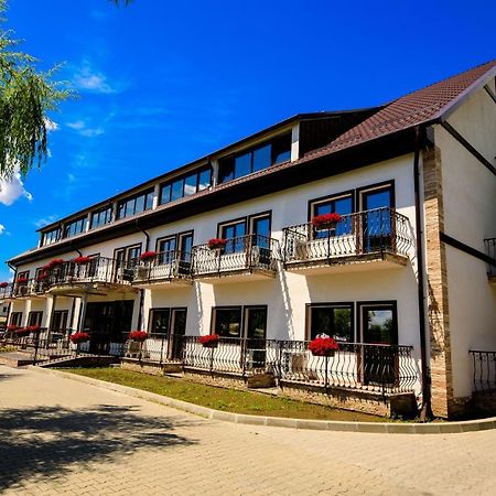 ホテル La Casa Cu Stuf Baldovinesti エクステリア 写真