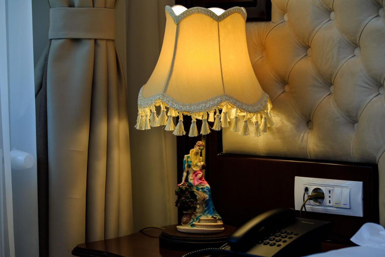 ホテル La Casa Cu Stuf Baldovinesti エクステリア 写真