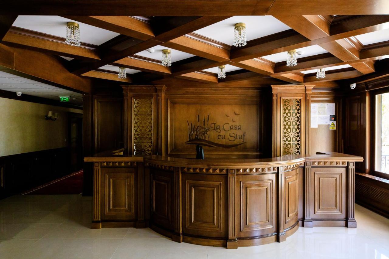 ホテル La Casa Cu Stuf Baldovinesti エクステリア 写真