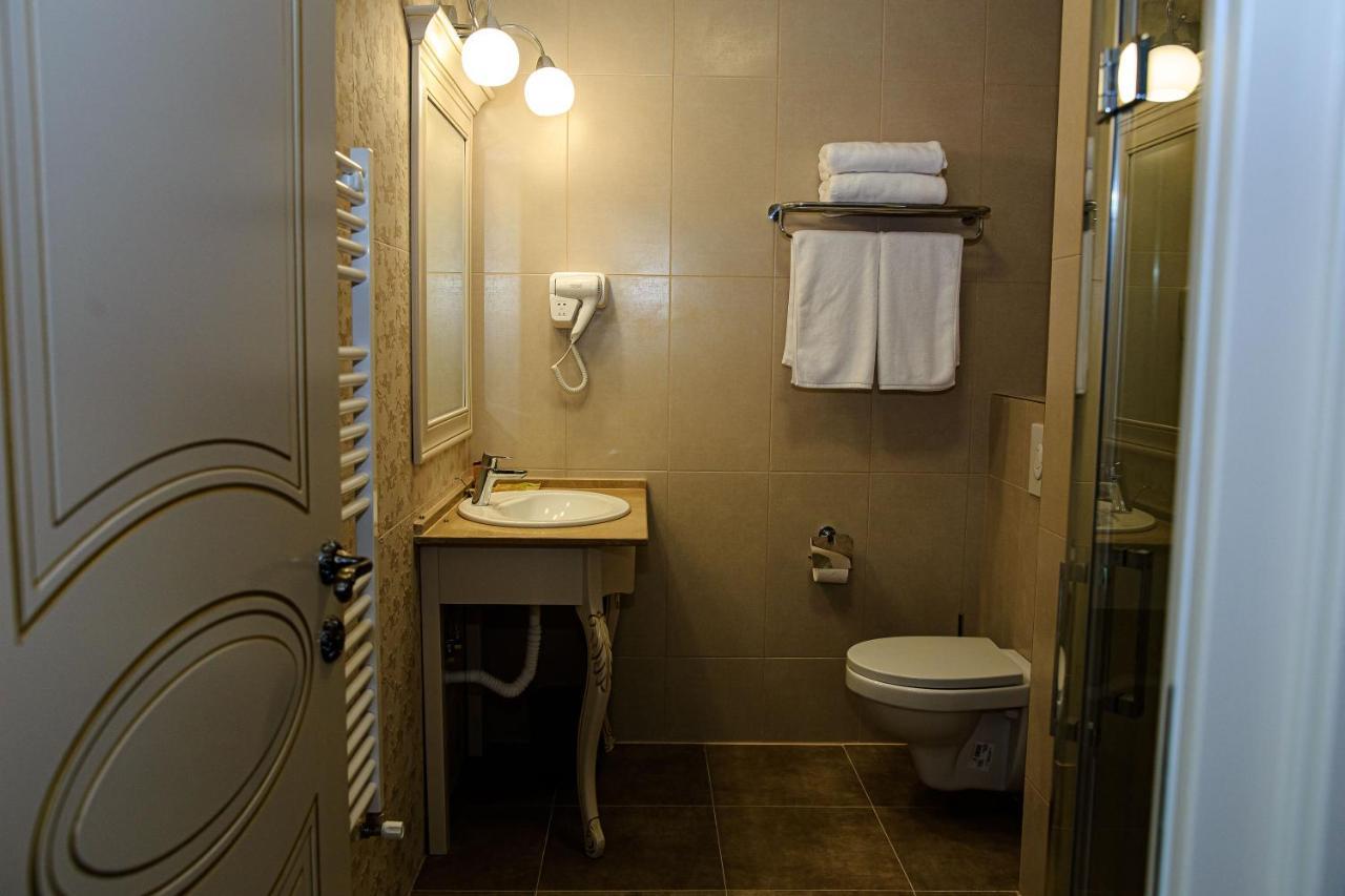 ホテル La Casa Cu Stuf Baldovinesti エクステリア 写真